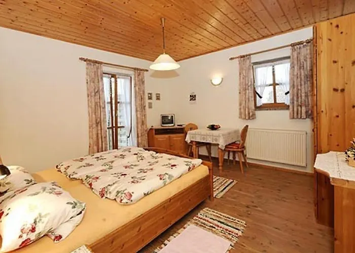 Gasthof-pension Kesslsimerhof Casa de hóspedes Neualbenreuth